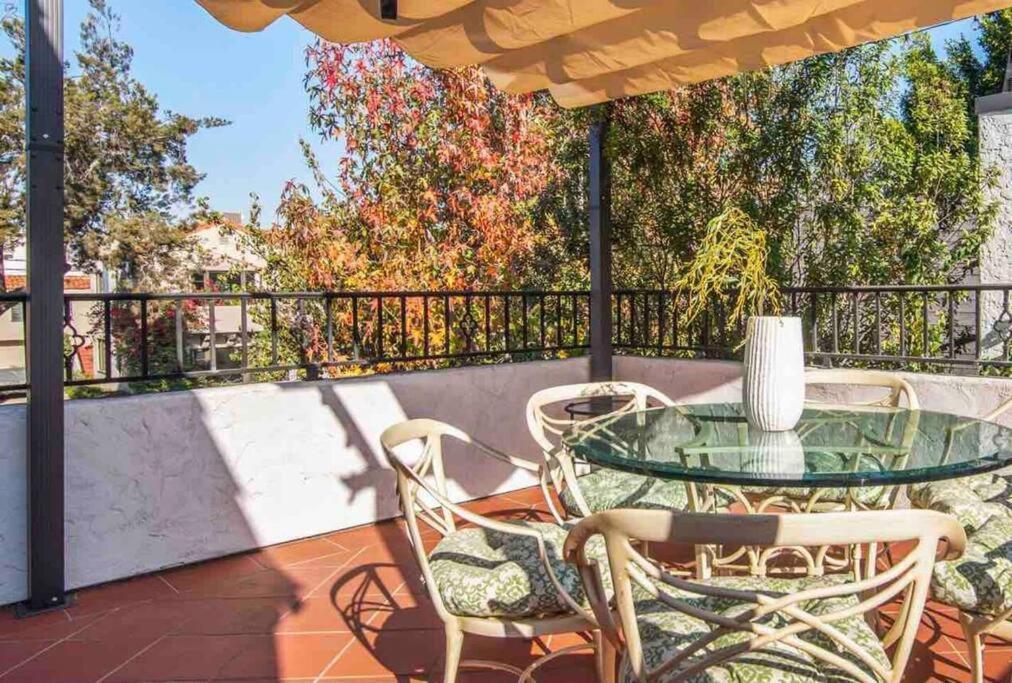 The Spanish Hideaway ลอสแอนเจลิส ภายนอก รูปภาพ